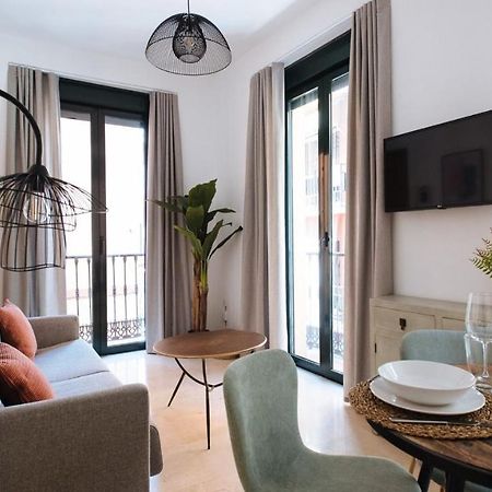 Chiqui And Vicente Suite Apartments Sevilla Dış mekan fotoğraf