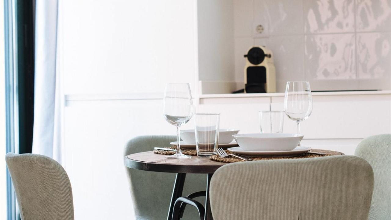 Chiqui And Vicente Suite Apartments Sevilla Dış mekan fotoğraf