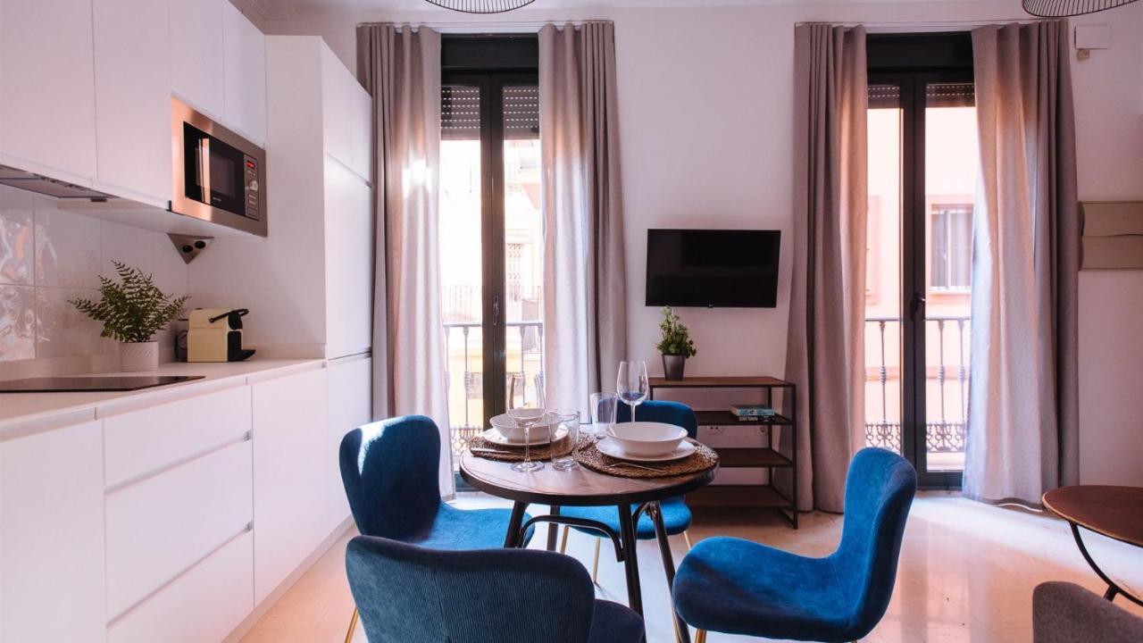 Chiqui And Vicente Suite Apartments Sevilla Dış mekan fotoğraf