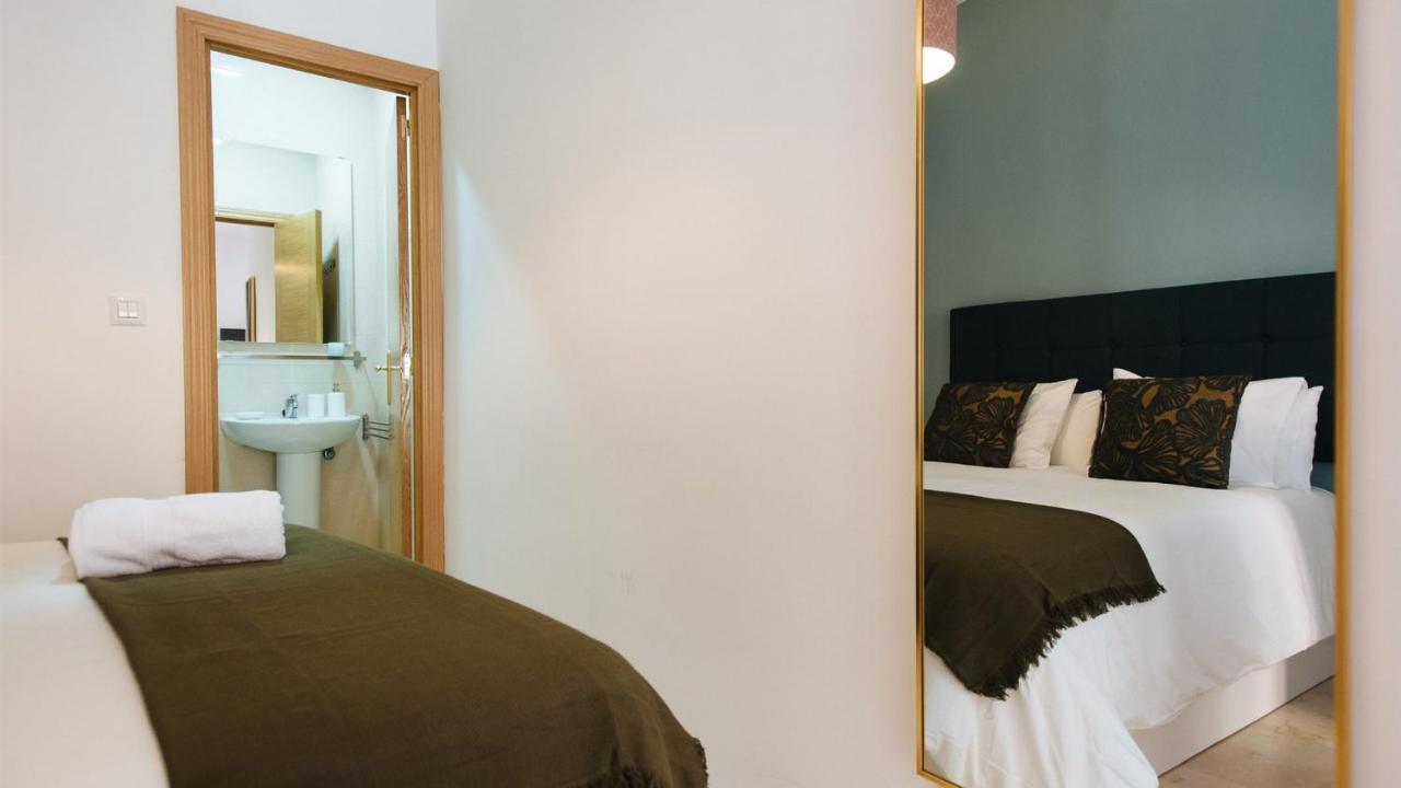 Chiqui And Vicente Suite Apartments Sevilla Dış mekan fotoğraf