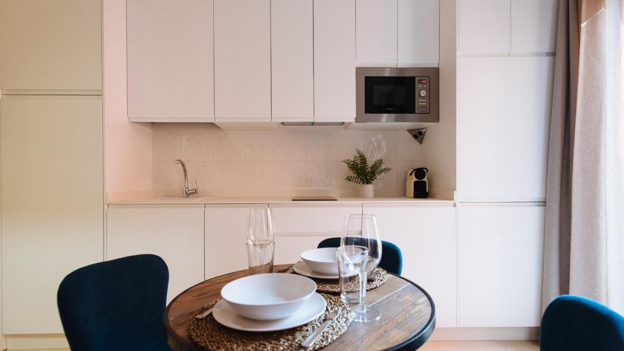 Chiqui And Vicente Suite Apartments Sevilla Dış mekan fotoğraf